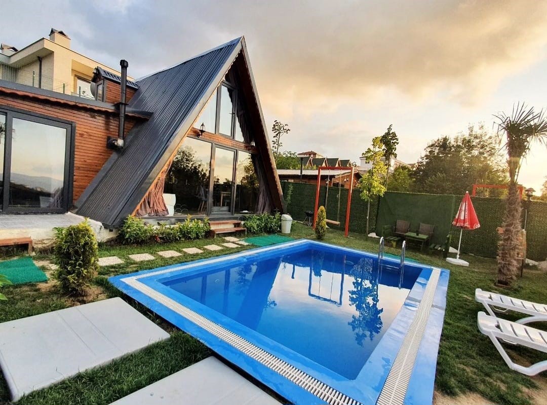 Boss Queen Bungalov HAVUZLU JAKUZİLİ ŞÖMİNELİ BUNGALOV