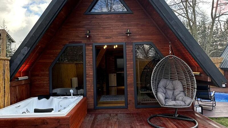 Aragöl Sapanca Bungalov Isıtmalı Havuzlu