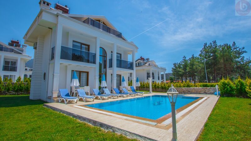 NV Villa Silver Sami