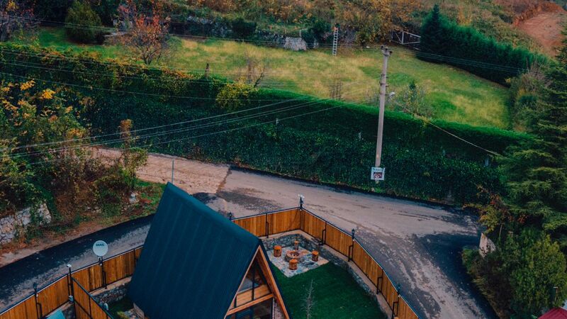 Mahmudiye Resort Siyah Ev