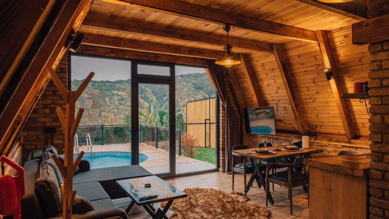 Mahmudiye Resort Siyah Ev