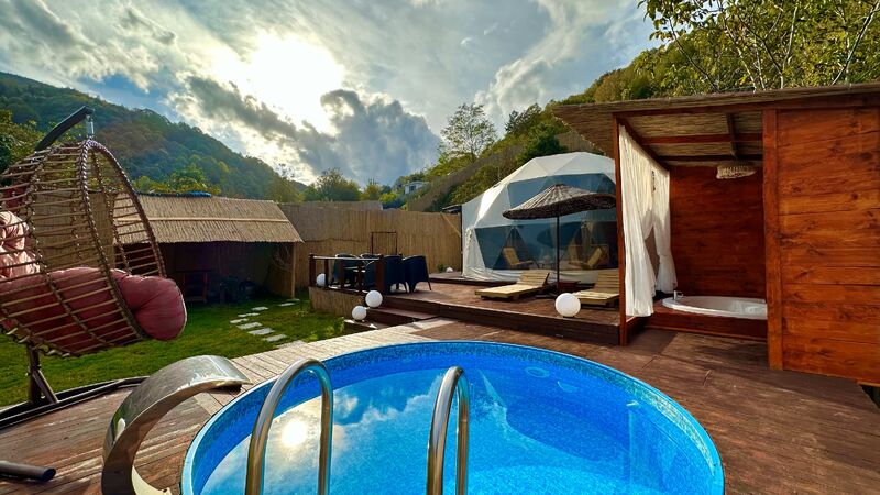 Zumba Glamping