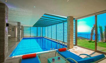 TY 121 Villa White Smith