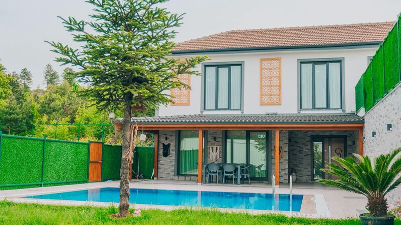 Meris Villa