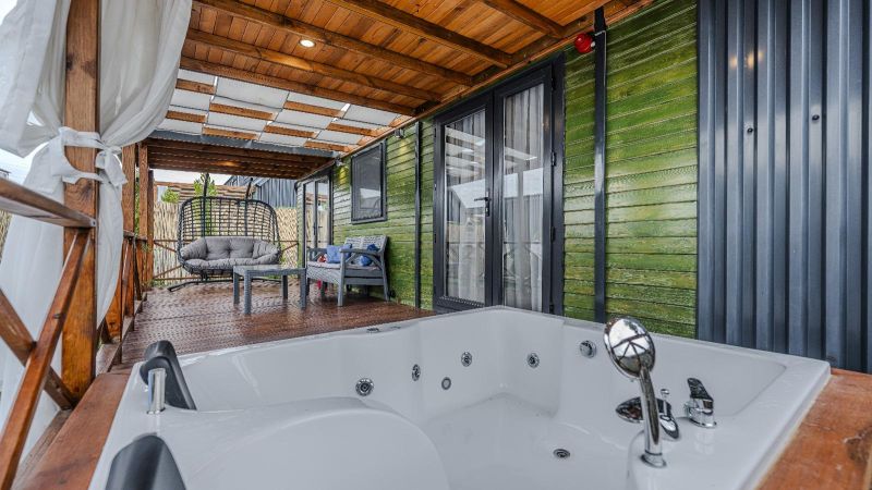 Çatalca Elite Escape Jakuzili Tiny House 2-1