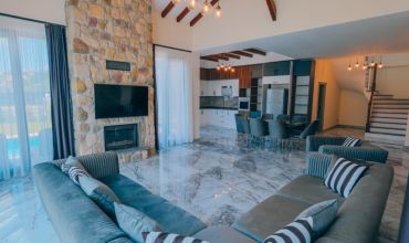 Elviora Villas