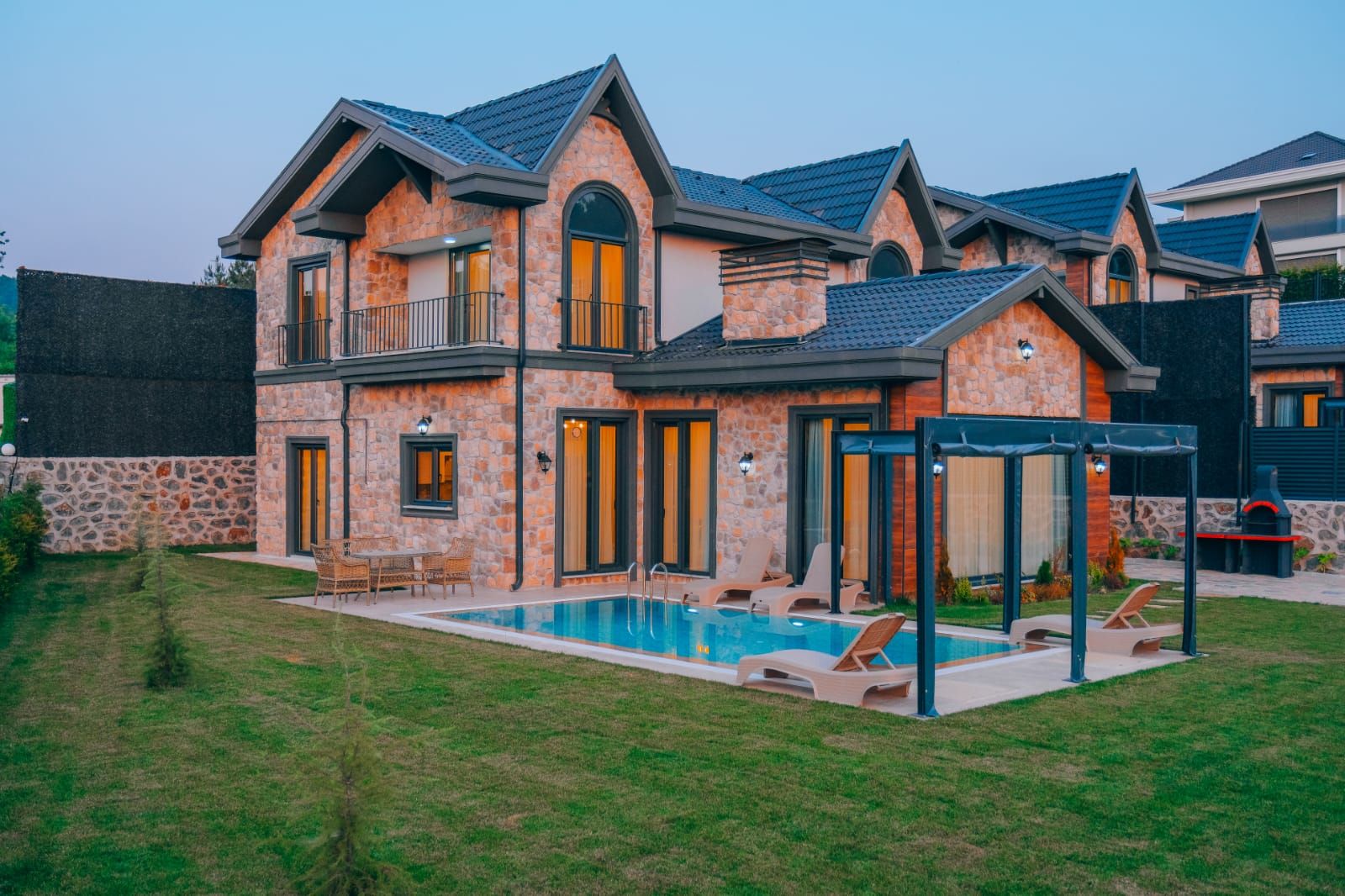 Elviora Villas