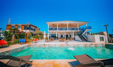 Wega Hotel Çeşme