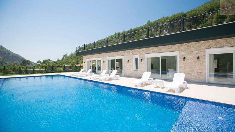 Villa Health