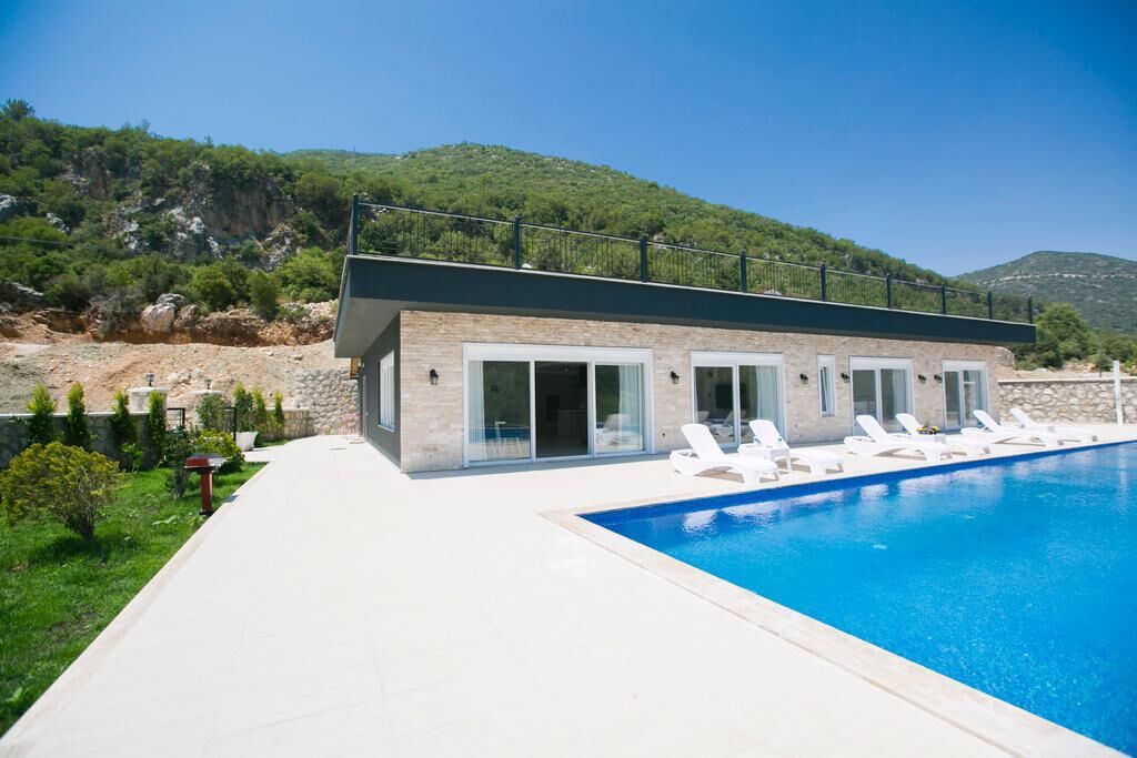 Villa Health