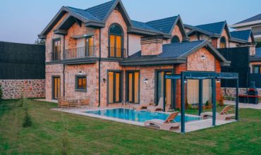 Elviora Villas