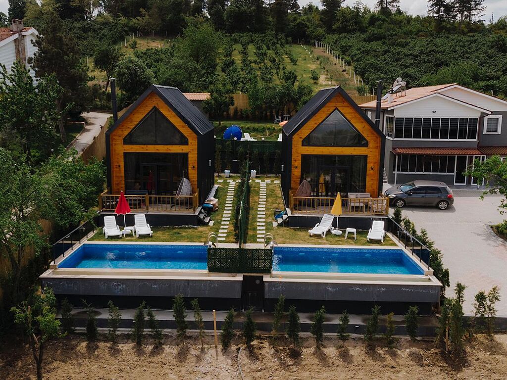 Çiçek Bungalov